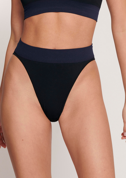 Ever Infused Aloe High Leg String image number 0.0