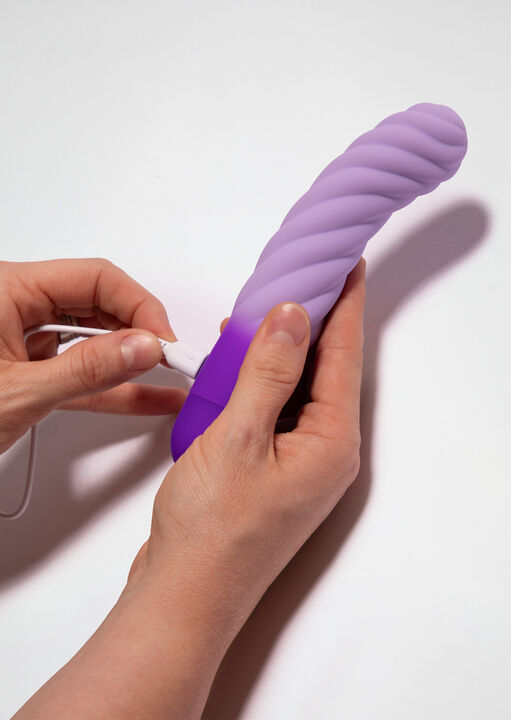 Twisted Ripple Waterproof Silicone G-Spot Vibrator image number 2.0