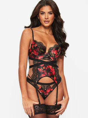 Enchanting Rose Basque