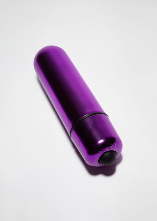 Playful Pleasures Silicone 4-Piece Couples Toy Gift Set image number 3.0