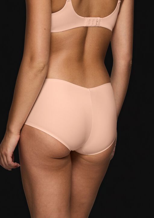 Body Make Up Illusion Short image number 2.0