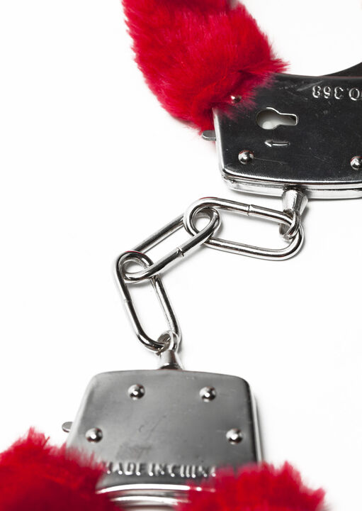 Faux Fur Plush Handcuffs image number 2.0