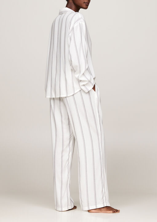 Original Long Sleeve Shirt image number 3.0