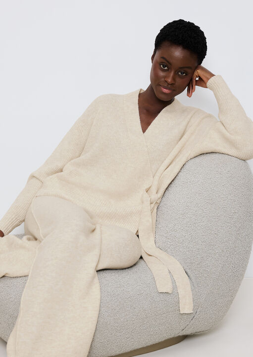 Amourette Cozy Cardigan image number 0.0