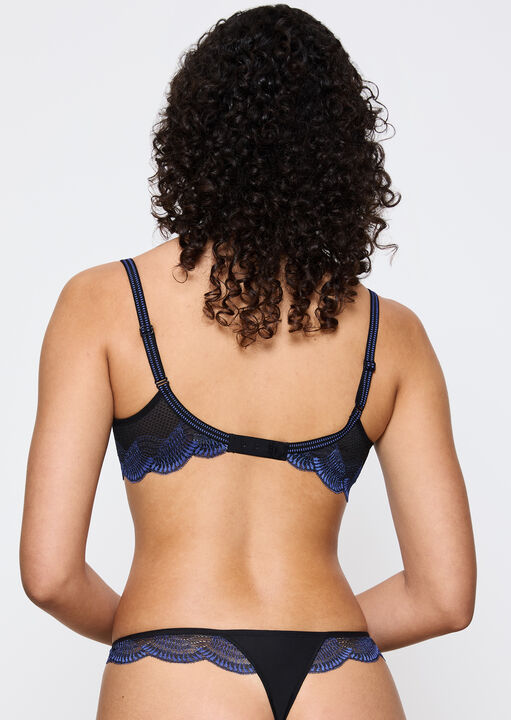 Comfort Glam Non Pad Balcony image number 2.0