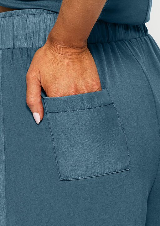 Raye Satin Jersey Short image number 5.0