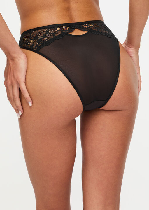 Caged Lily Brazilian image number 1.0