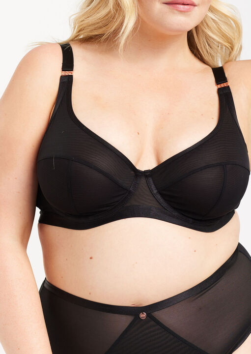 Soft Mesh High Apex Bra image number 1.0