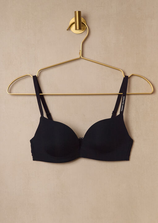 Tailored Comfort Wireless Push Up Bra image number 3.0