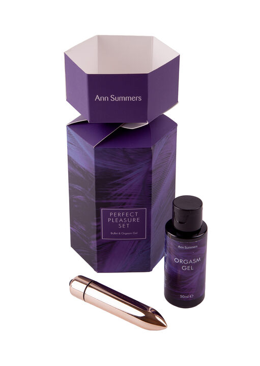 Perfect Pleasure Cracker Gift image number 0.0