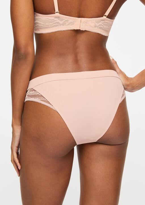 Charlotte Brazilian image number 2.0