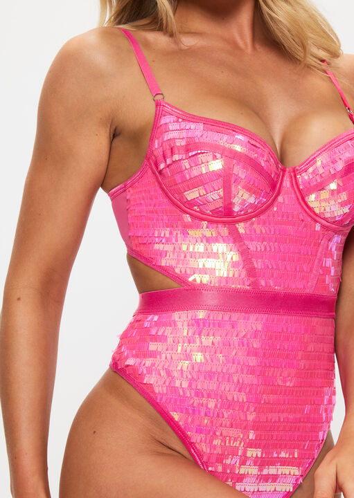 Hold Me Tight Body image number 3.0