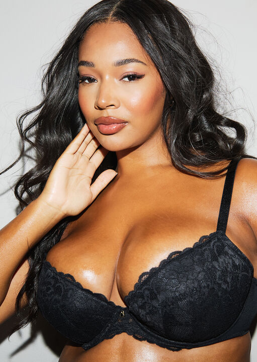 Sexy Lace Padded Plunge Bra image number 1.0