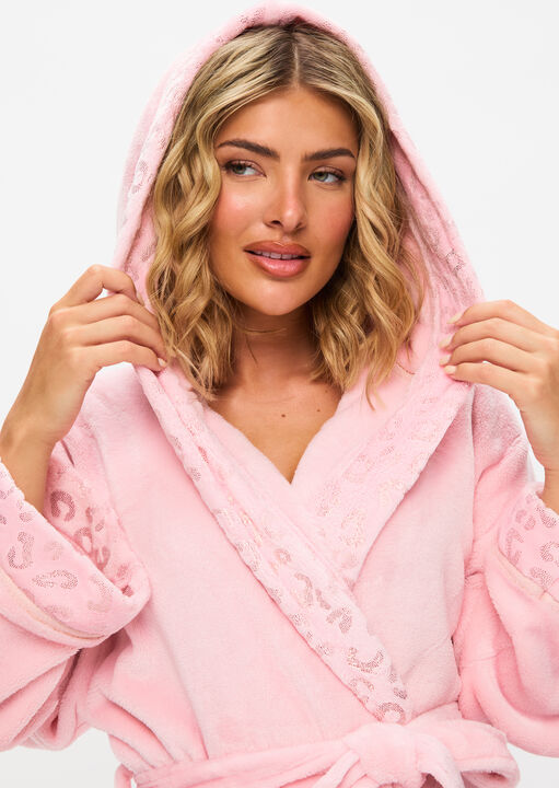 Signature Sparkle Fluffy Robe image number 1.0