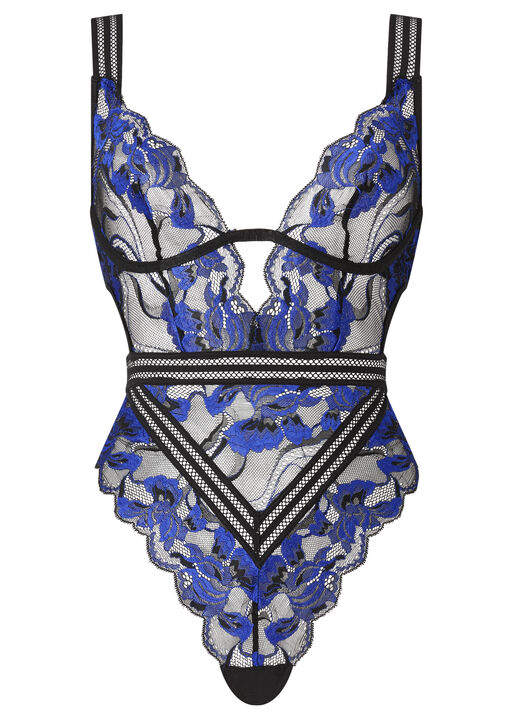 Embracing Lace Lingerie Body image number 5.0