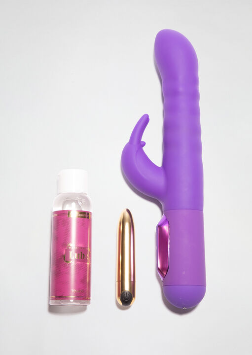 Thrusting Rampant Rabbit Vibrating 2 Piece Gift Set image number 0.0
