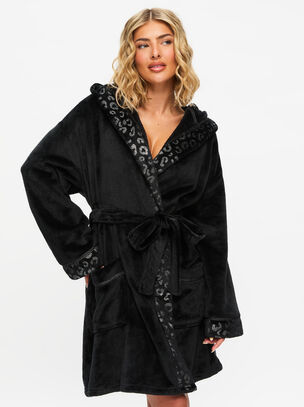 Signature Sparkle Fluffy Robe
