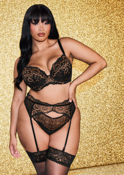 Sexy Lace Padded Plunge Bra image number 0.0