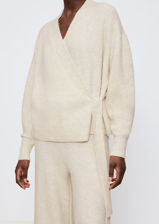 Amourette Cozy Cardigan image number 3.0