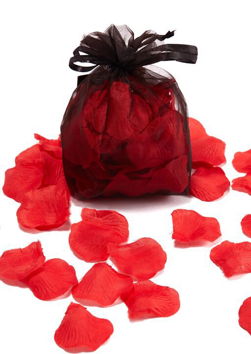 Bed Of Roses Petals Novelty Gift with Bag - Pack of 100 image number 0.0