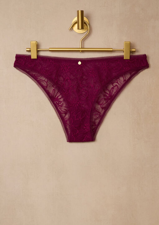 Alice Brazilian image number 5.0