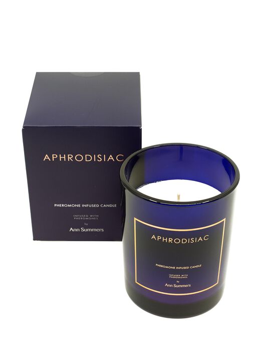 Aphrodisiac Pheromone Infused Candle image number 3.0