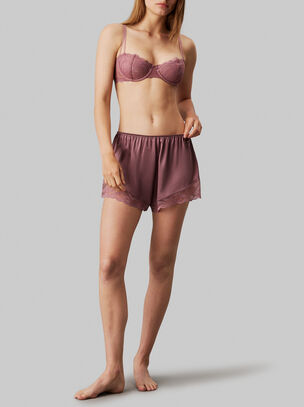 Attraction Short - Black
