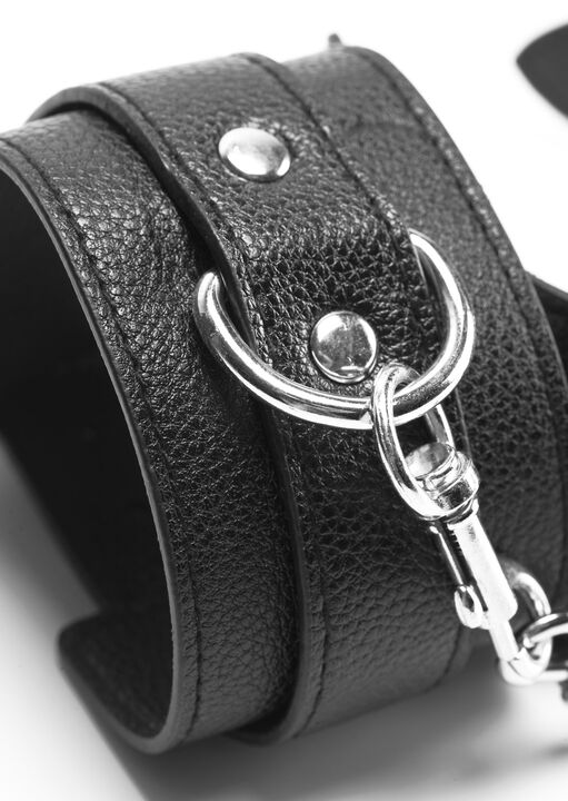 Beginners Faux Leather Buckle Handcuffs image number 4.0