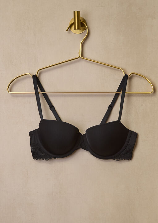 Attraction Lightly Lined Balconette image number 2.0