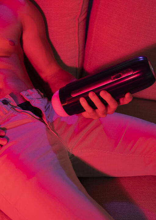 Svakom Hannes Neo Interactive Throbbing Masturbator image number 5.0