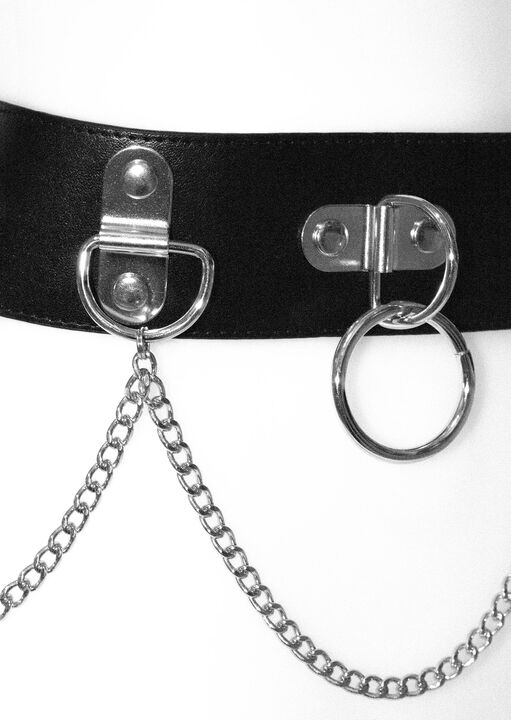 Bondage Belt with Link and Chain Detail image number 3.0