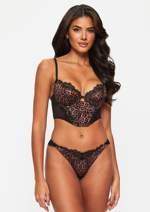 Wild Romance Brazilian image number 3.0