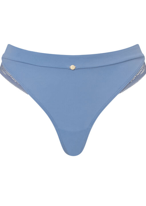 Charlotte Brazilian image number 4.0