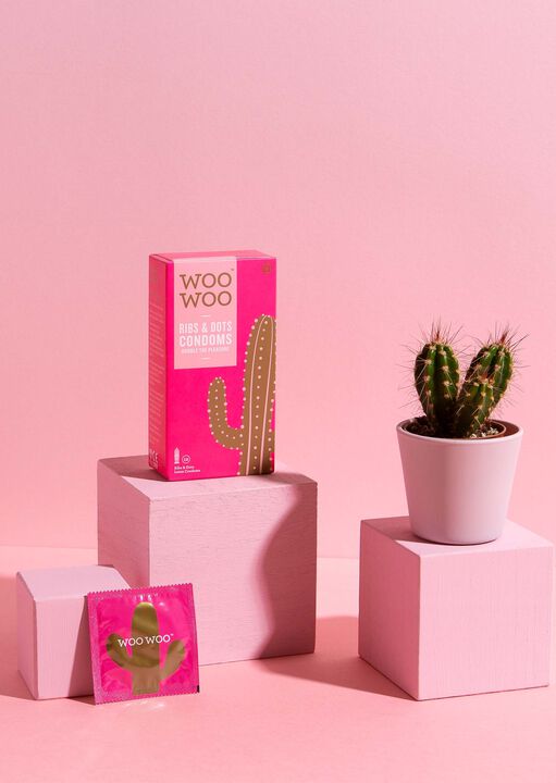 Woo Woo Ribs & Dots Condoms 12 Pack image number 2.0