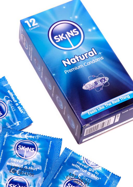 Skins Natural 12 Pack Condoms image number 1.0
