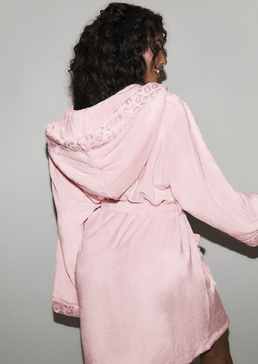 Signature Sparkle Fluffy Robe image number 2.0