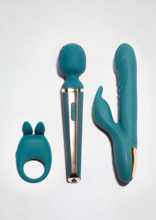 Ultimate Desires Waterproof Silicone 3 Piece Couples Toy Gift Set image number 1.0
