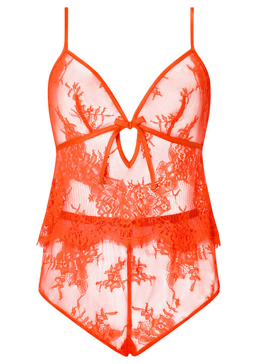 Availing All Over Lace Cami Top & Shorts Set image number 6.0