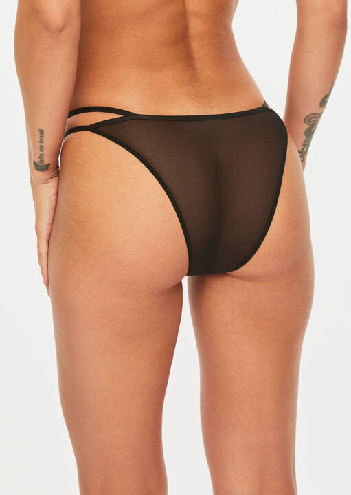 Laced In Love Brazilian image number 1.0