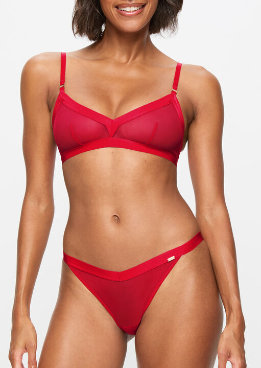 Zadie Brazilian image number 1.0