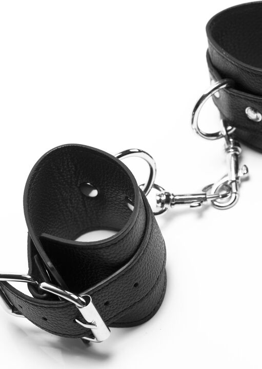 Beginners Faux Leather Buckle Handcuffs image number 2.0