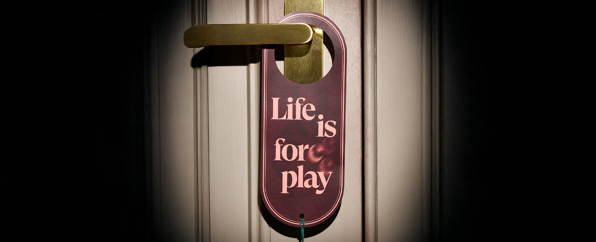 Do Not Disturb sign on door